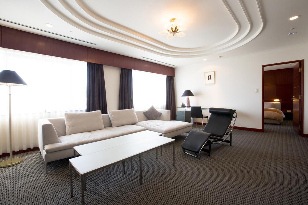 Hotel Granmirage Uozu Екстер'єр фото