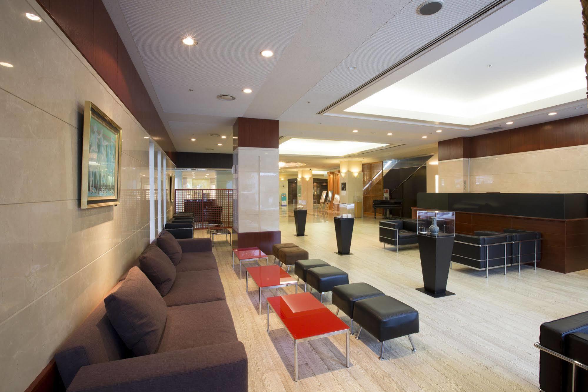 Hotel Granmirage Uozu Екстер'єр фото